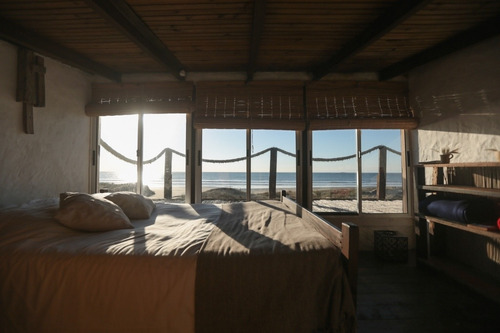 Alquiler De Rancho Casa Cabaña En Cabo Polonio Frente Al Mar