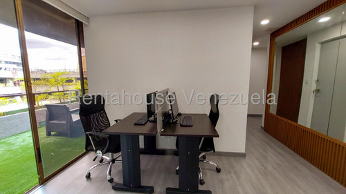 Oficina En Alquiler Chuao Ccct Mls #25-24308