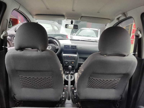 Imagem 10 de 15 de Volkswagen Crossfox 2009