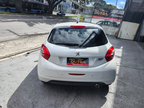 Peugeot 208 1.6 GRIFFE 16V FLEX 4P AUTOMÁTICO
