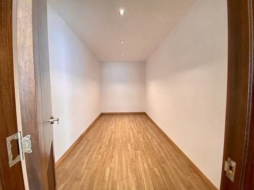 Apartamento En Venta En Bella Vista Con Espectacular Vista En La Exclusiva Av Anacaona