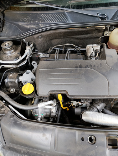 Renault Clio 1.0 16v Campus Hi-flex 5p