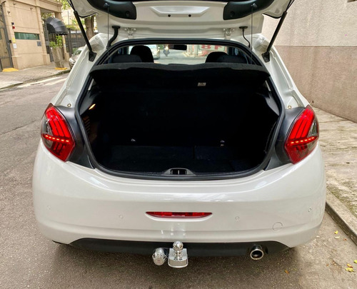Peugeot 208 1.6 16v Griffe Flex Aut. 5p