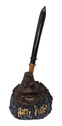 Imagen 4 de 9 de Harry Potter Pluma Varita +monstruoso Libro De Los Monstruos