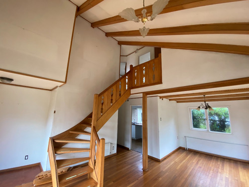 Casa De 78 M2 De2 Pisos, Sector Teja Sur, Isla Teja,valdivia
