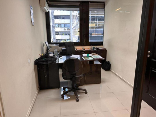 Oficina En Alquiler - 4 Oficinas 2 Baños - San Nicolás