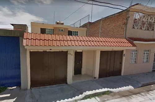 Casas en Venta Propiedades individuales en Celaya | Metros Cúbicos