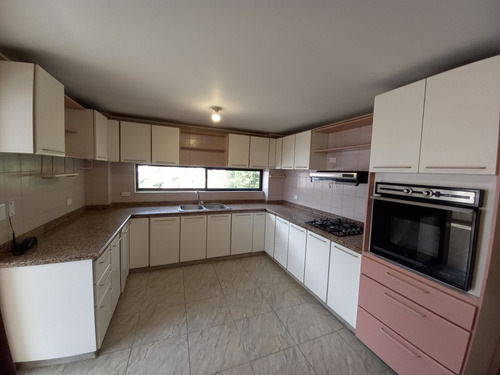 Apartamento En Venta En Camelia (79024300).