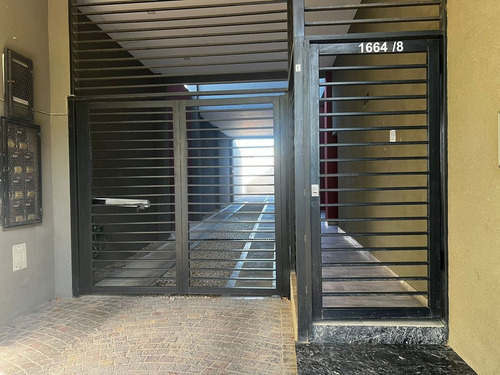 Depto De Una Ambiente En Venta, Lanusita