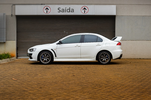 Mitsubishi Lancer 2.0 Evolution X 4p Automática