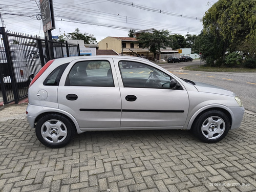Chevrolet Corsa 1.8 Maxx Flex Power 5p