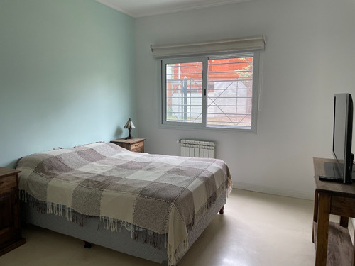 Casa En Venta De Categoría Luján B° Ayre De Los Arroyos. - Tomamos Dpto En Luján/caba/zona Sur