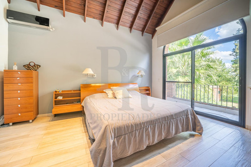 Excelente Casa En Venta Miraflores Country Club - Las Lomitas