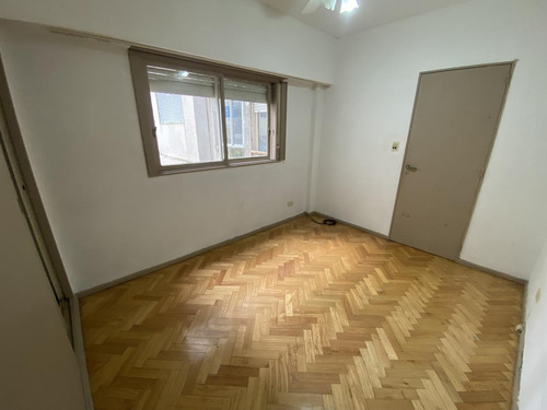 Imagen 3 de 6 de Venta Depto 2 Amb Luminoso, Apto Profesional, Excelente Ubicación! - Rauch 4900, Almagro