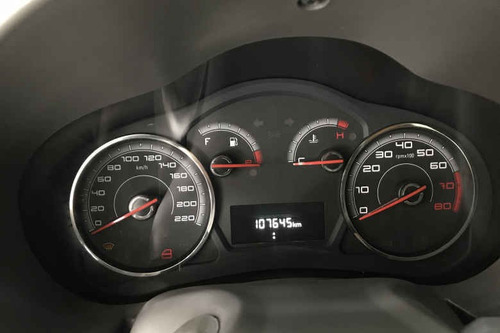 Fiat Grand Siena Essence 1.6 16v Dualogic (flex)