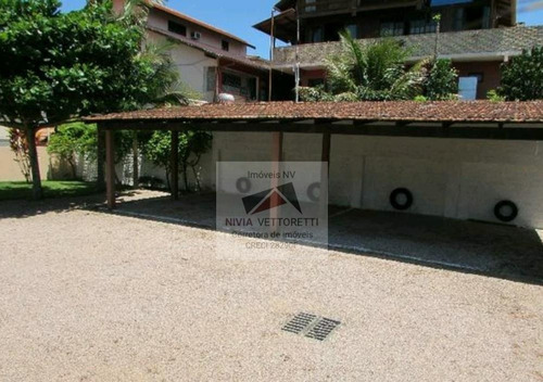 Pousada A Venda No Bairro Ingleses Do Rio Vermelho Em - 3432-1