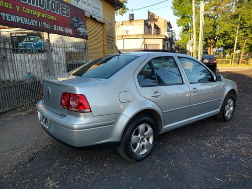 Volkswagen Bora 2.0 Trendline 115cv 2012