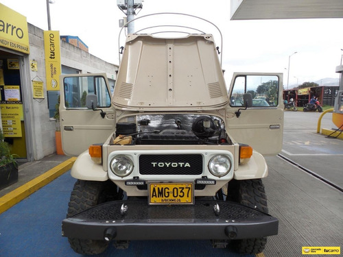 Imagen 14 de 25 de Toyota Land Cruiser Estacas