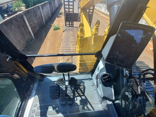 Imagem 10 de 13 de Escavadeira Hidráulica Caterpillar 320 Ng Zero