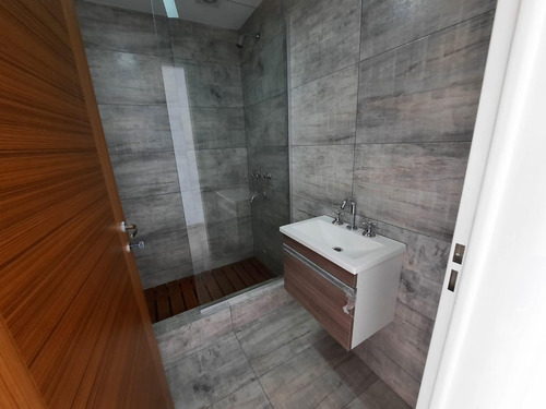 Venta De Departamentos 2 Y 3 Ambientes En Excelente Zona De Wilde.