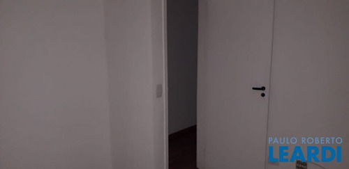 Imagem 3 de 13 de Apartamento - Jardim Maria Adelaide - Sp - 628874