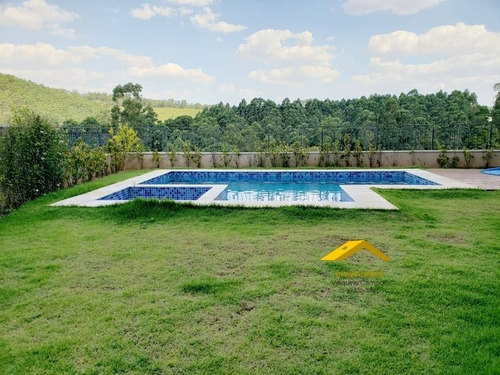Casa A Venda No Bairro Tamboré Em Santana De Parnaíba - Sp. - Vptb11-50-1