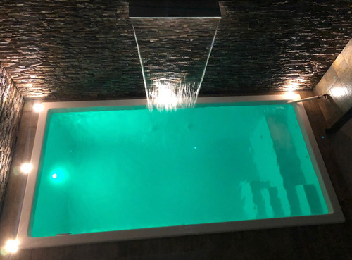 Cascada Glüp Led Para Piscina Con Control Muro Llorón 60cm