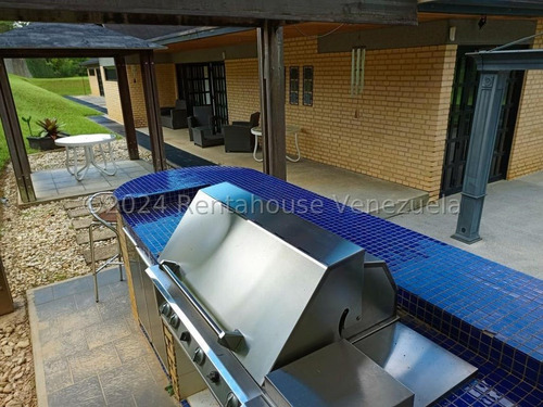 Casa En Venta En Oripoto Aire Central 4500 Metros De Terreno Angela Tochon