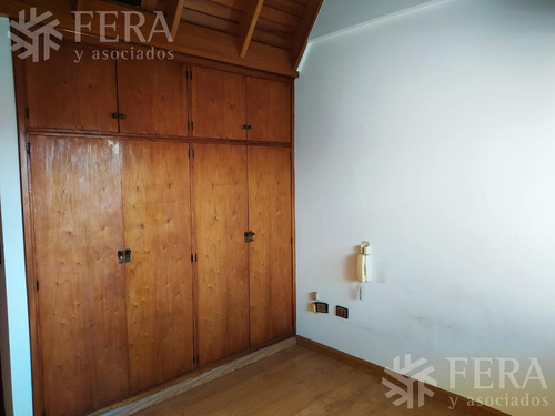Imagen 16 de 30 de Venta De Casa De 4 Ambientes Con Cochera, Jardin Y Patio Con Parrilla En Wilde (28232)
