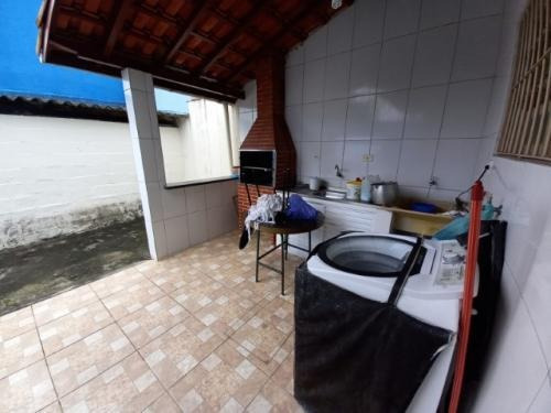Imagem 11 de 14 de Casa Lote Inteiro Com 2 Quartos Em Itanhaém/sp