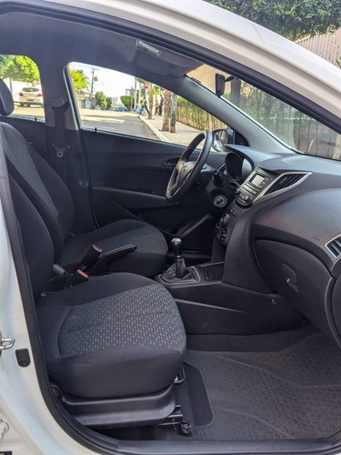 Imagem 11 de 14 de Hyundai Hb20 1.0 Unique 12v Flex 4p Manual