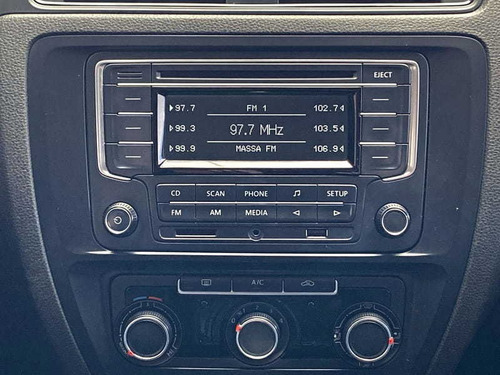 Imagem 7 de 15 de Volkswagen Jetta Trendline 2.0 2016