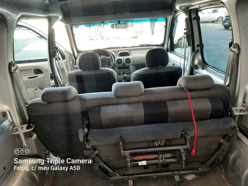 Imagem 8 de 11 de Renault Kangoo 2010 1.6 16v Sportway 7l Hi-flex 5p