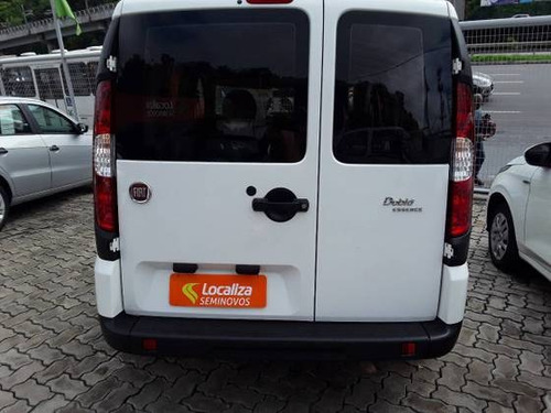 Imagem 2 de 9 de Fiat Doblò 1.8 Mpi Essence 7l 16v Flex 4p Manual
