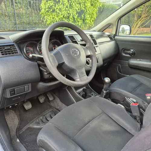 Nissan Tiida 1.6 Miio Mt Full Equipo Financiamos