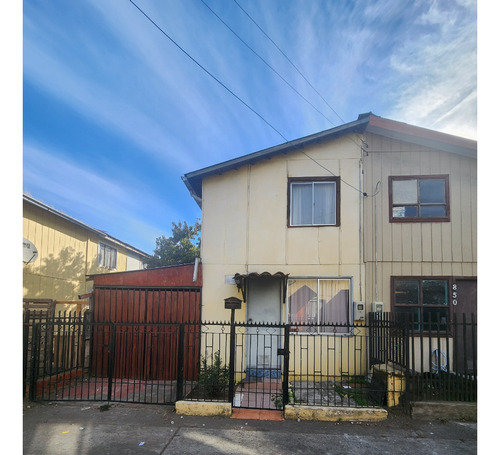 Casa En Pasaje Población Eduardo Frei M, Comuna De Quillón