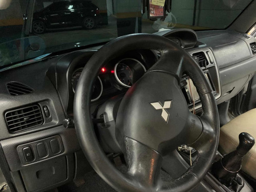 Mitsubishi Pajero Tr4 2011 2.0 Flex 5p