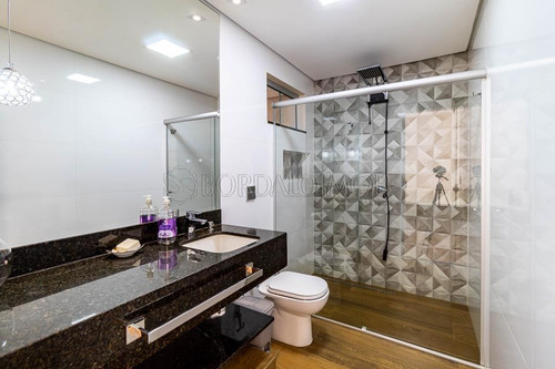 Imagem 26 de 30 de Asa Sul Shigs, Casa Com Elevador Para Carro, 358m², 4 Quartos Sendo 1 Suíte! Aceita Financiamento E Permuta. - Villa132659