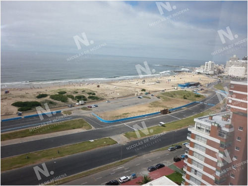 Imagen 12 de 30 de Lindo Apartamento En Brava Con Vista Hacia La Mansa - Punta Del Este Brava