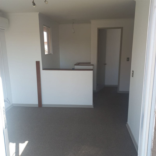 Casa En Venta De 3 Dorm. En Lampa (sin Comisión)