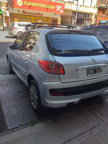 Peugeot 207 1.6 Xt
