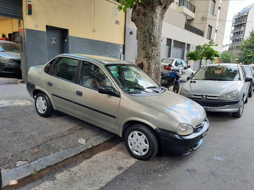 Chevrolet Classic 1.4 Base
