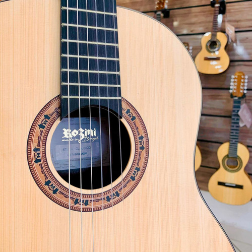 Imagem 2 de 7 de Violão Rozini Studio Clássico Eletroacústico Rx210 Nylon