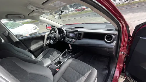 Toyota RAV4 2.5 Le At