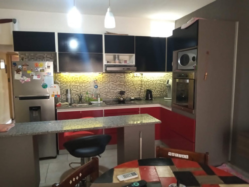 Imagen 5 de 16 de Venta-excelente Dpto 3 Amb. Con Patio Y Fdo. Libre !!!