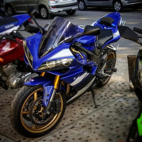 Imagen 1 de 8 de Yamaha Yzf R1
