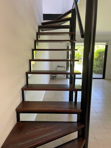 Imagen 7 de 18 de Duplex 3 Amb Casas Del Alto Impecable/oportunidad