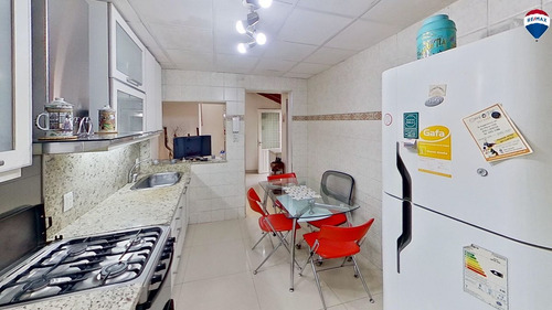 Venta Ph 4 Amb Con Patio Y Parrilla En Avellaneda.