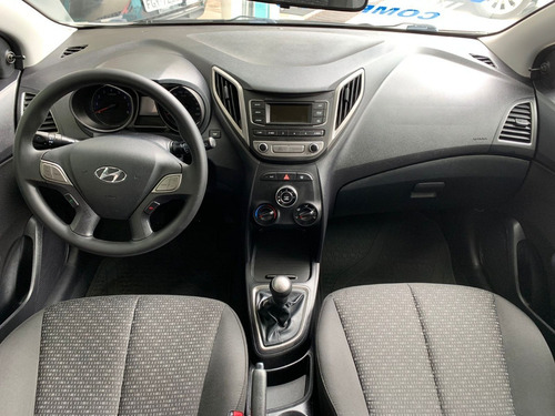 Imagem 12 de 12 de Hyundai Hb20 Confort 1.0 Flex 2018