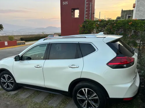 Nissan X-Trail 2.5 Platinum 2 Row Cvt